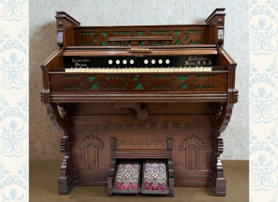 Private Collector – Worcester Reed Organ